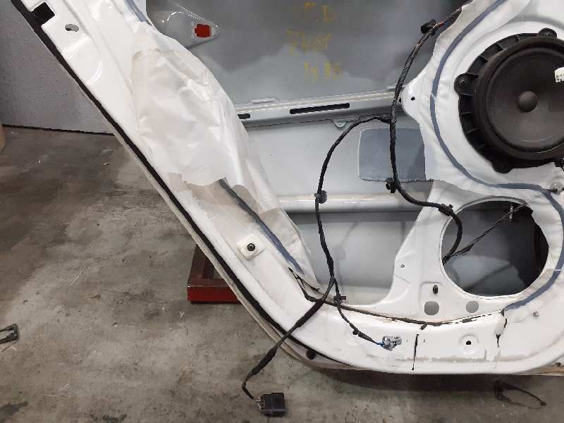 Recambio de puerta trasera izquierda para hyundai ix35 style awd referencia OEM IAM   E5-B3-4