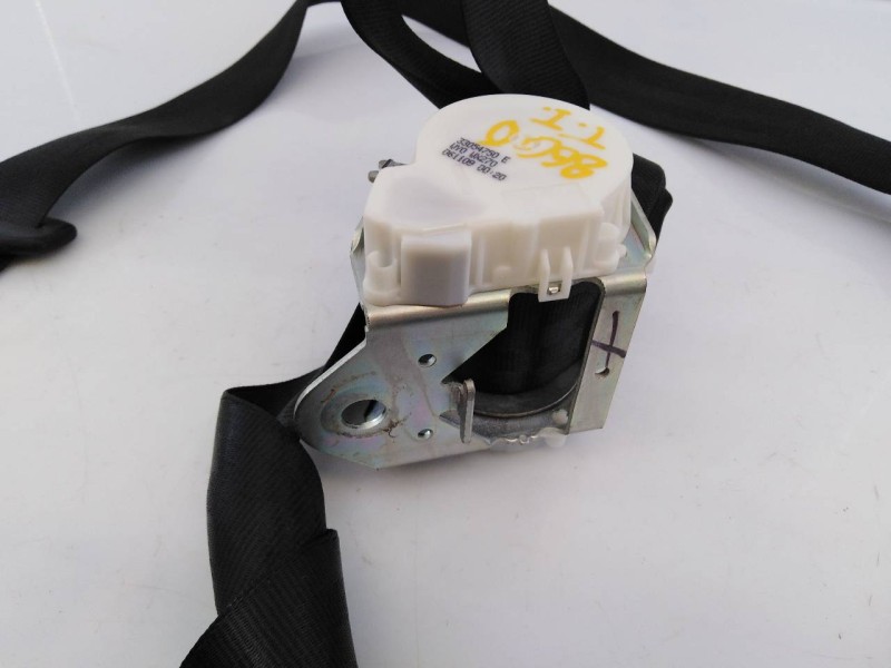 Recambio de cinturon seguridad trasero izquierdo para audi a3 sportback (8p) 1.6 tdi ambiente referencia OEM IAM 33054750E WY0WX