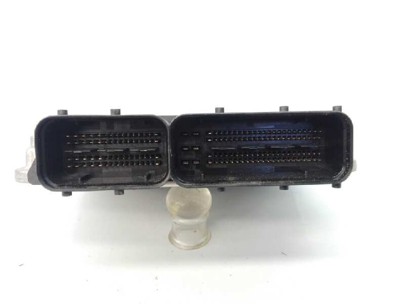 Recambio de centralita motor uce para opel astra j lim. sportive referencia OEM IAM 55590420 0281019088 E3-A5-17-4