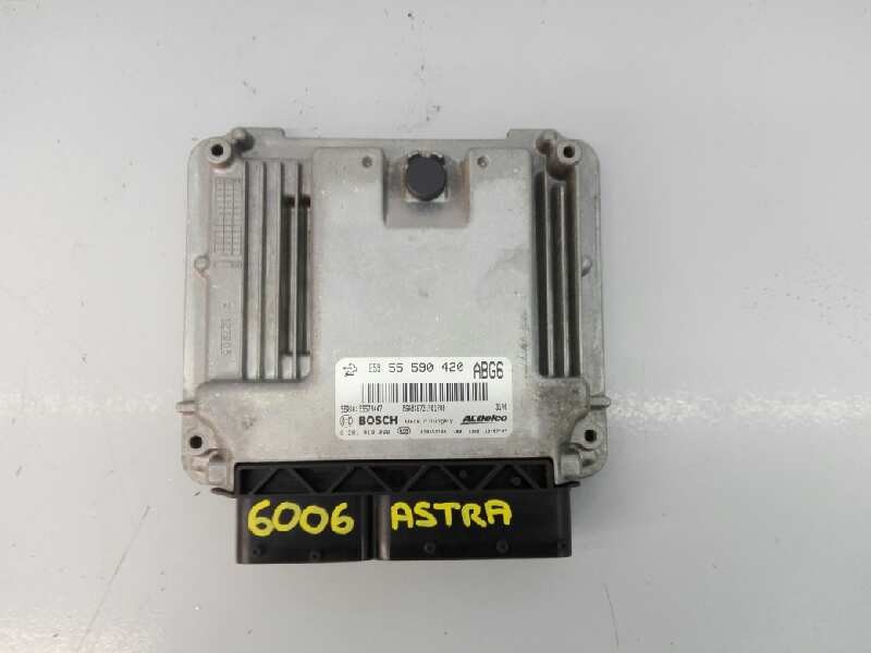 Recambio de centralita motor uce para opel astra j lim. sportive referencia OEM IAM 55590420 0281019088 E3-A5-17-4