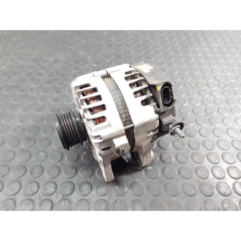 Recambio de alternador para kia cee´d drive referencia OEM IAM 373002A850 2611067 P3-A5-3-1