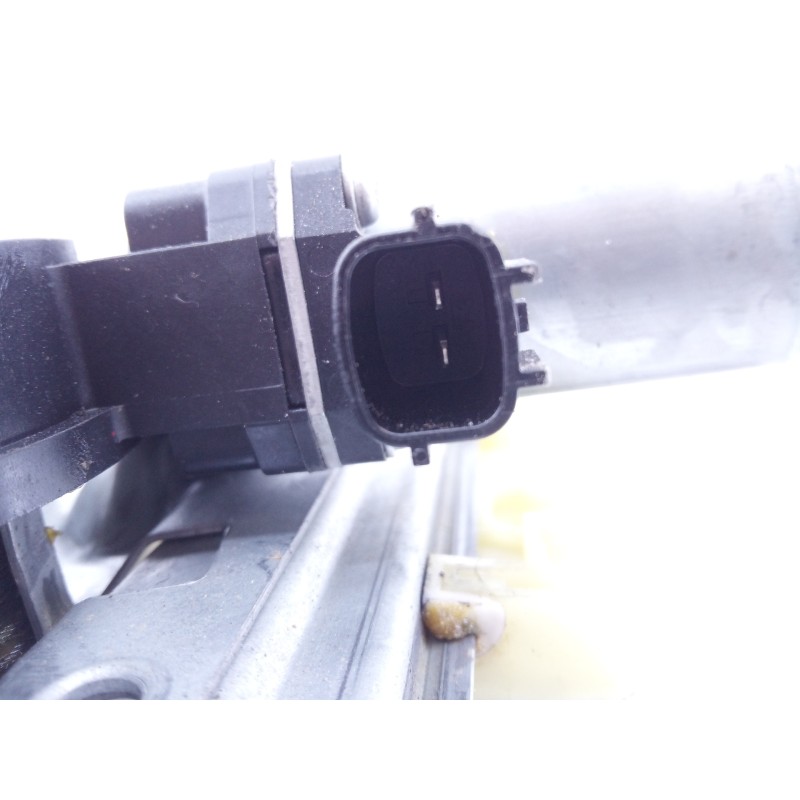 Recambio de elevalunas delantero izquierdo para renault zoe bose referencia OEM IAM 128001471B 304662B E1-A1-28-1