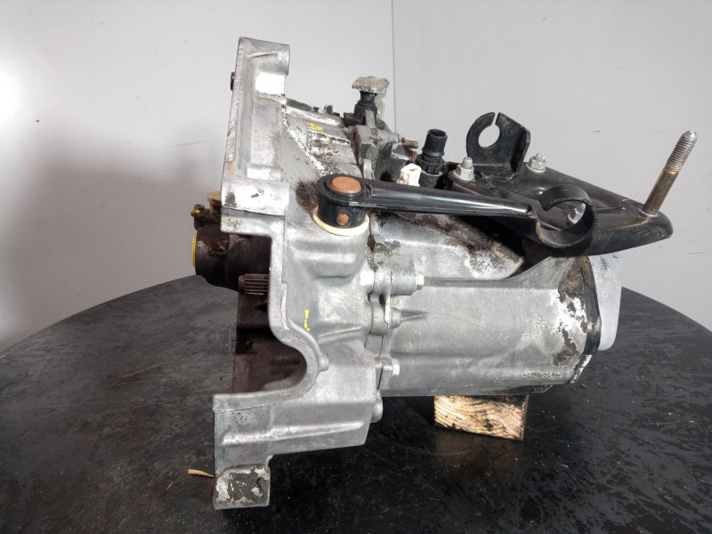 Recambio de caja cambios para peugeot 106 (s1) cocktail referencia OEM IAM 20CE02  M1-B2-105