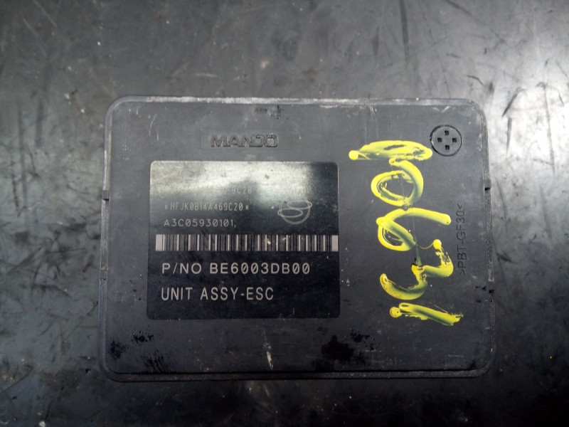 Recambio de abs para ssangyong tivoli limited 4x2 referencia OEM IAM 489235800  P3-A8-15-2