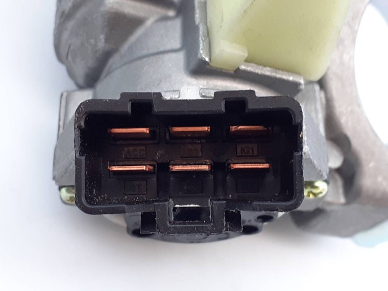 Recambio de antirrobo para kia cee´d drive referencia OEM IAM   E3-A3-25-2