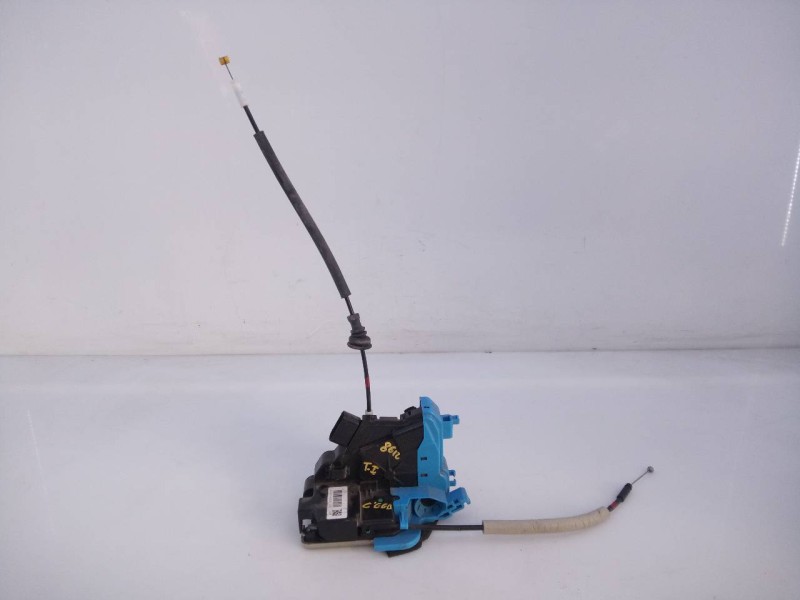 Recambio de cerradura puerta trasera izquierda para kia cee´d drive referencia OEM IAM 81410A2100  E2-B5-50-1