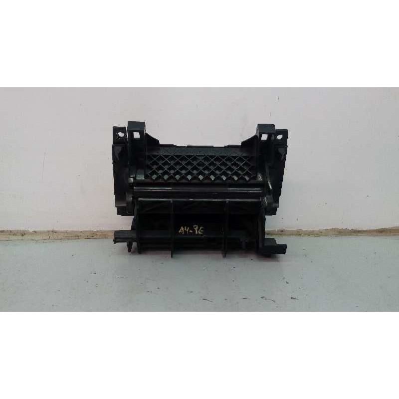Recambio de cenicero para audi a4 avant (8e) 1.9 tdi (96kw) referencia OEM IAM   E2-A1-14-3