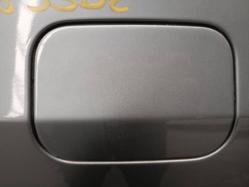 Recambio de tapa exterior combustible para bmw serie 5 berlina (e60) 530d referencia OEM IAM   