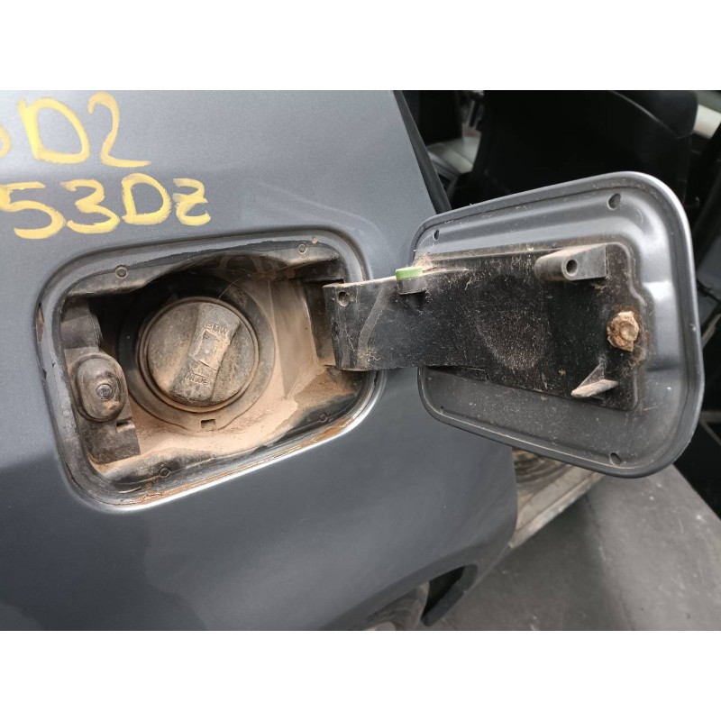 Recambio de tapa exterior combustible para bmw serie 5 berlina (e60) 530d referencia OEM IAM   