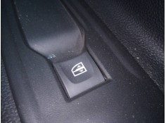 MANDO ELEVALUNAS DELANTERO DERECHO 