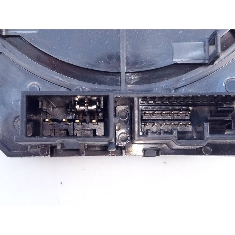 Recambio de anillo airbag para ssangyong tivoli limited 4x2 referencia OEM IAM X2K020166  E3-A3-18-4