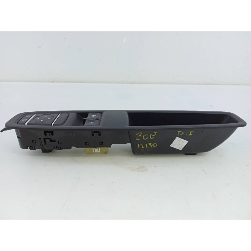 Recambio de mando elevalunas delantero izquierdo para renault zoe bose referencia OEM IAM 255700068R  E2-A1-39-1