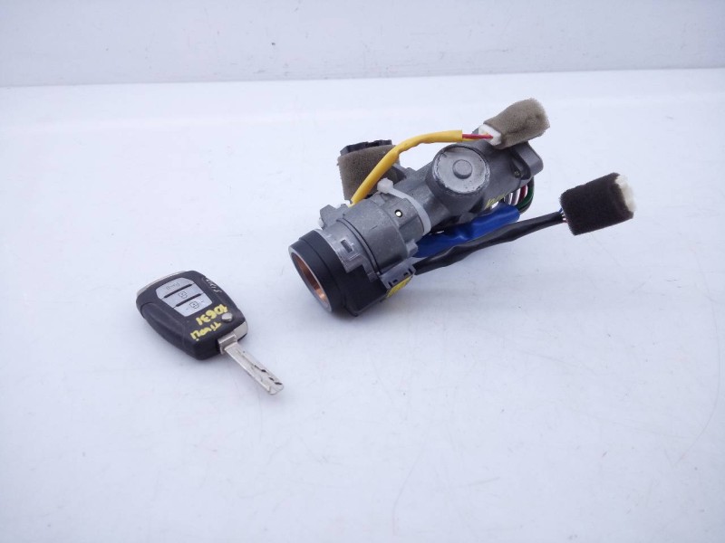 Recambio de antirrobo para ssangyong tivoli limited 4x2 referencia OEM IAM K8697037000  E3-A3-29-2