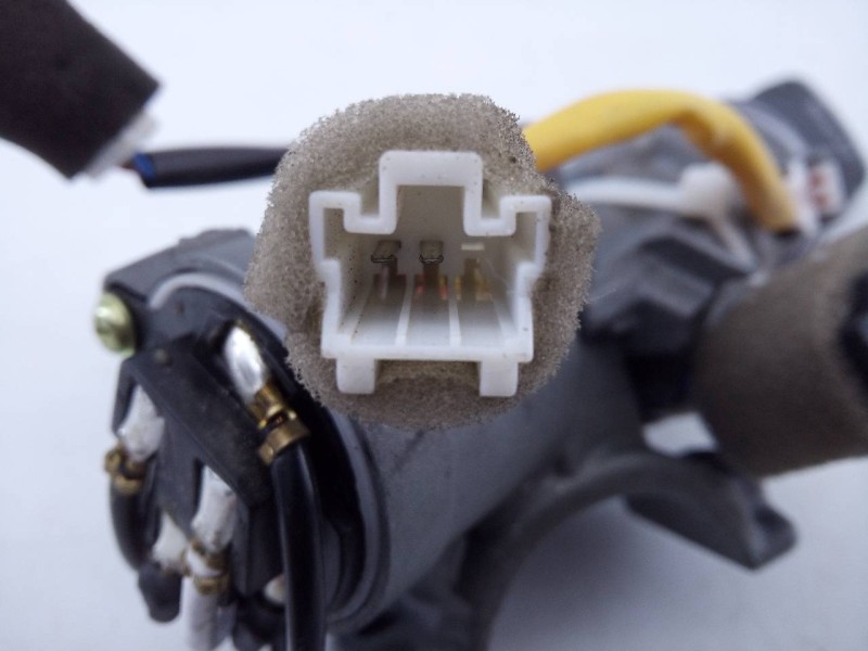 Recambio de antirrobo para ssangyong tivoli limited 4x2 referencia OEM IAM K8697037000  E3-A3-29-2