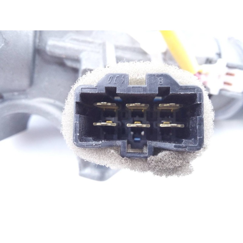 Recambio de antirrobo para ssangyong tivoli limited 4x2 referencia OEM IAM K8697037000  E3-A3-29-2