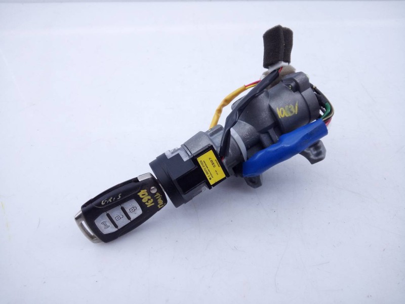 Recambio de antirrobo para ssangyong tivoli limited 4x2 referencia OEM IAM K8697037000  E3-A3-29-2