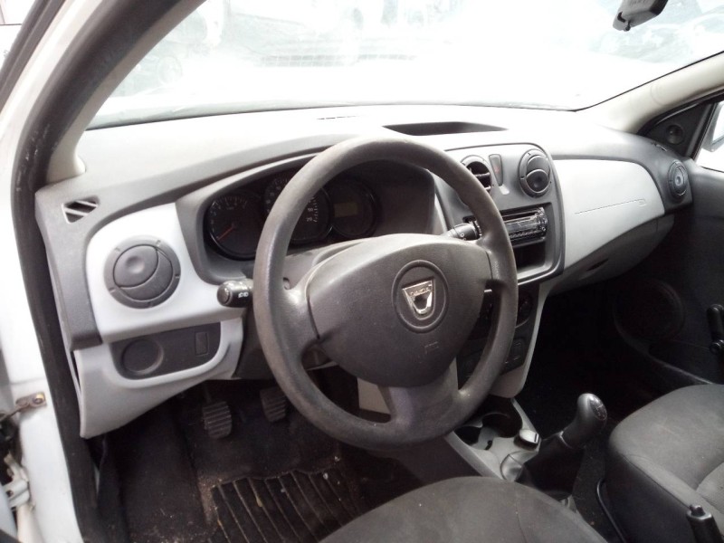 Recambio de salpicadero para dacia sandero ambiance referencia OEM IAM   