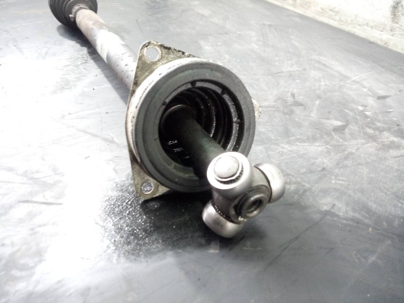 Recambio de transmision delantera izquierda para dacia sandero ambiance referencia OEM IAM 391011434R  