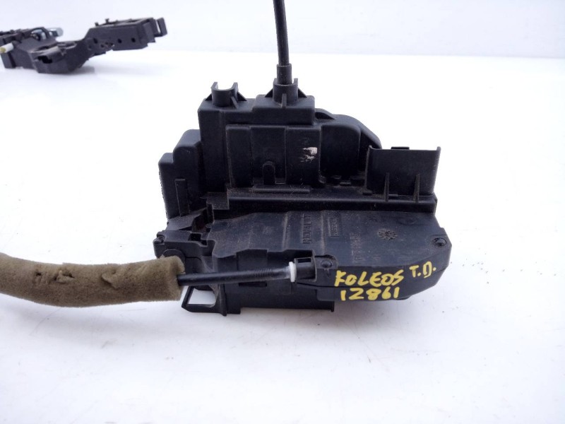 Recambio de cerradura puerta trasera derecha para renault koleos dynamique referencia OEM IAM   E1-A1-24-1