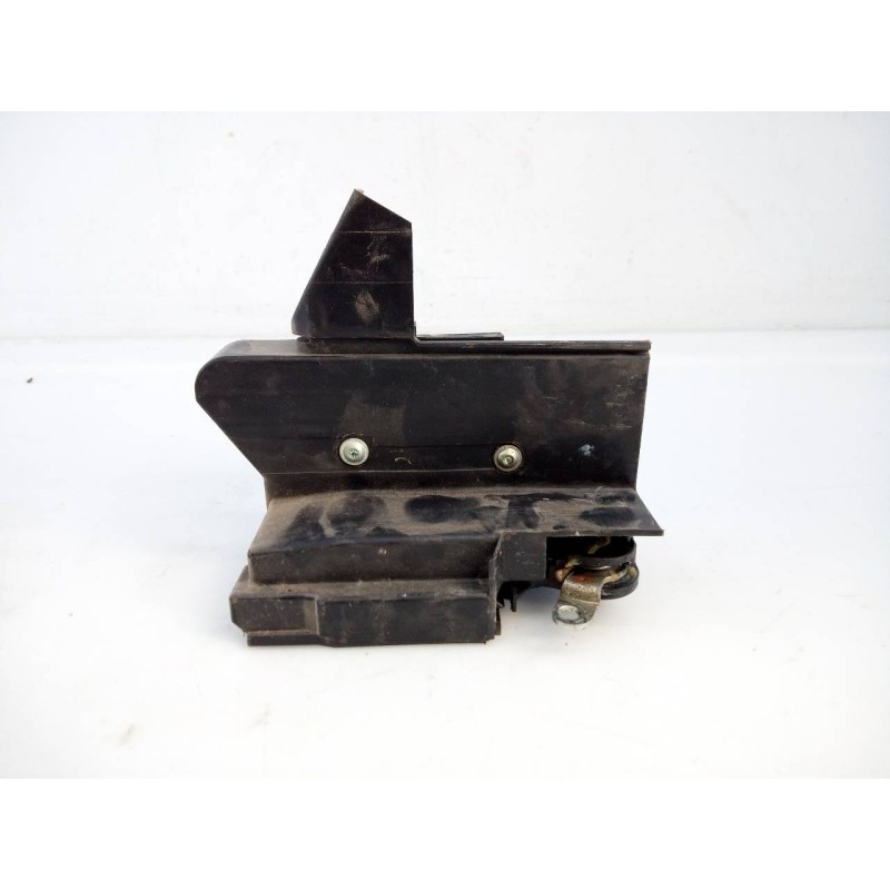 Recambio de cerradura puerta delantera derecha para dacia sandero stepway referencia OEM IAM   E1-A1-32-1