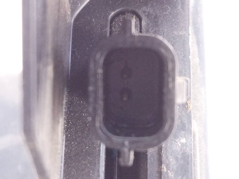 Recambio de cerradura puerta delantera derecha para dacia sandero stepway referencia OEM IAM   E1-A1-32-1