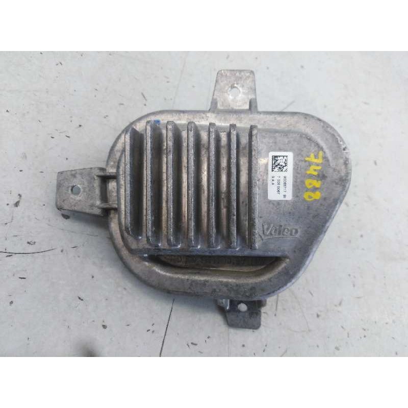 Recambio de centralita faros xenon para bmw serie x1 (f48) sdrive18d referencia OEM IAM 90066717B1 70080067 E3-B2-38-3