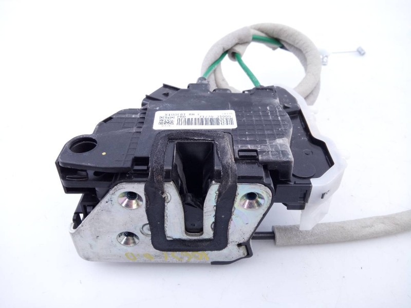 Recambio de cerradura puerta delantera derecha para ssangyong tivoli limited 4x2 referencia OEM IAM 7122035000  E1-A3-44-1