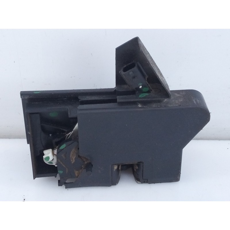 Recambio de cerradura puerta trasera derecha para dacia sandero stepway referencia OEM IAM 825022281R  E1-A1-48-2