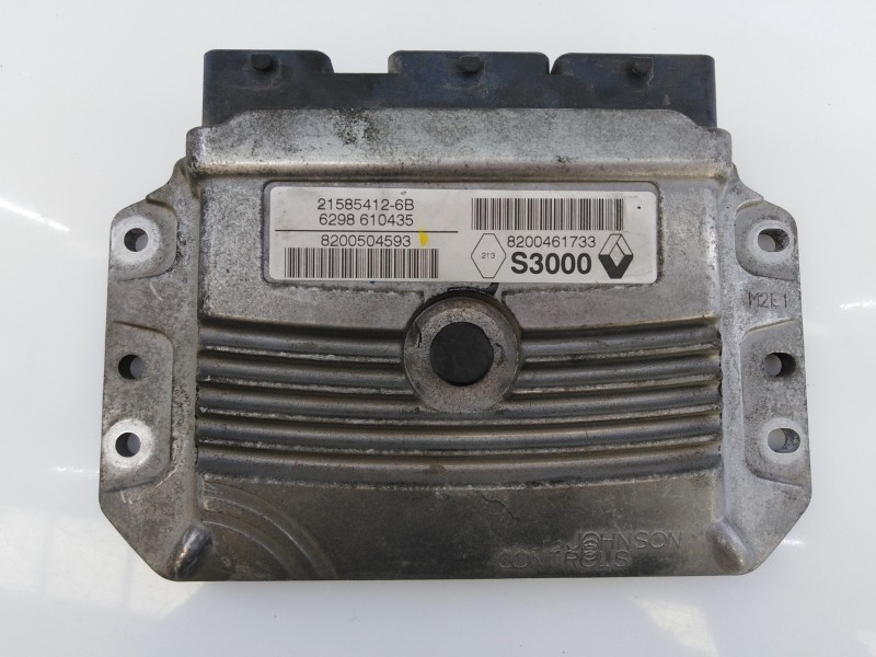 Recambio de centralita motor uce para renault clio iii confort dynamique referencia OEM IAM 215854126B 6298610435 E2-A1-33-6