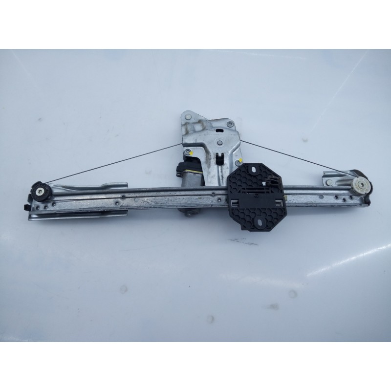 Recambio de elevalunas delantero derecho para dacia sandero stepway referencia OEM IAM 807209299R  E1-A1-48-2