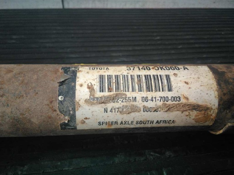 Recambio de transmision central delantera para toyota hilux (kun) double cab executive 4x4 referencia OEM IAM 37140OK060A  P1-A6