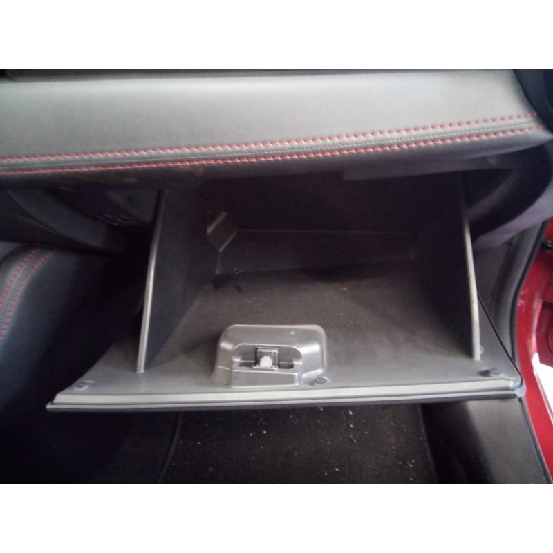 Recambio de guantera para mazda 2 lim. () evolution referencia OEM IAM   