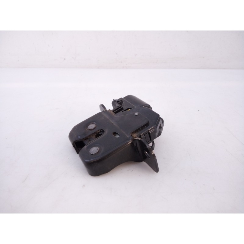 Recambio de cerradura maletero / porton para renault zoe bose referencia OEM IAM 905039428R  E1-A1-27-2