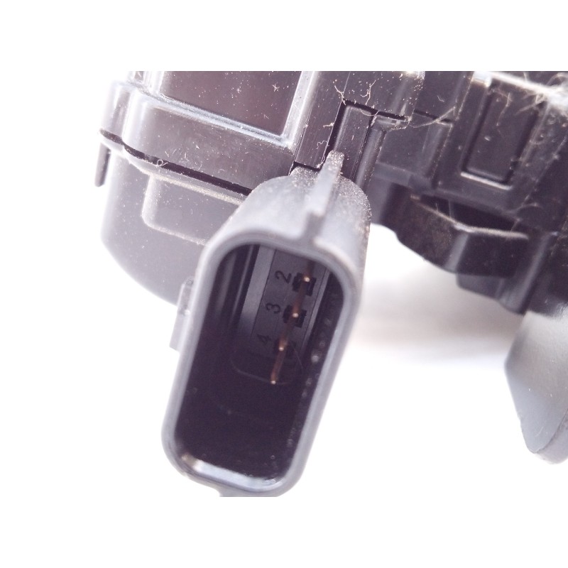 Recambio de cerradura maletero / porton para renault zoe bose referencia OEM IAM 905039428R  E1-A1-27-2