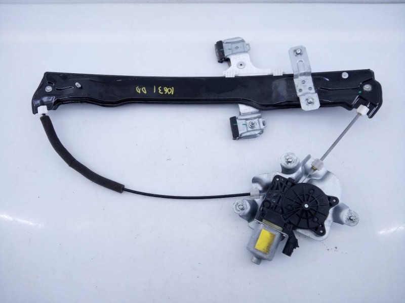 Recambio de elevalunas delantero derecho para ssangyong tivoli limited 4x2 referencia OEM IAM 95820X1010  E1-B3-48-2