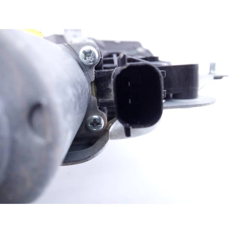 Recambio de elevalunas delantero derecho para ssangyong tivoli limited 4x2 referencia OEM IAM 95820X1010  E1-B3-48-2