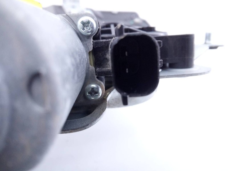 Recambio de elevalunas delantero derecho para ssangyong tivoli limited 4x2 referencia OEM IAM 95820X1010  E1-B3-48-2