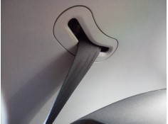 CINTURON SEGURIDAD TRASERO DERECHO 