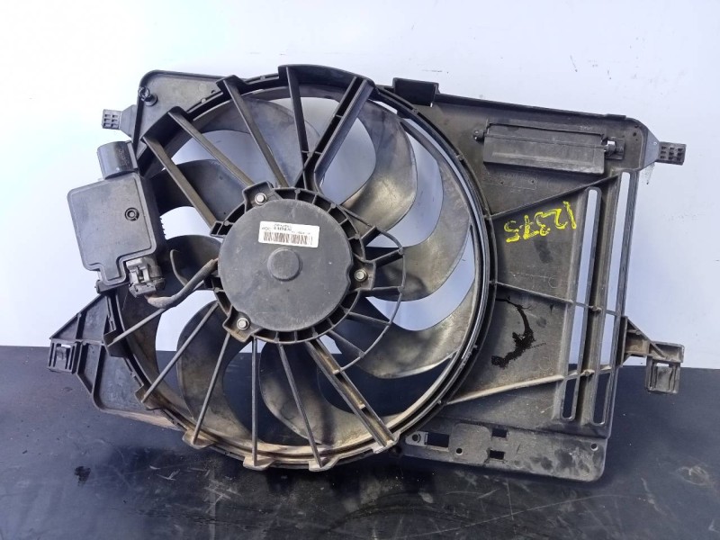 Recambio de electroventilador para ford focus lim. (cb8) trend referencia OEM IAM CV618C607VA  P2-B8-34