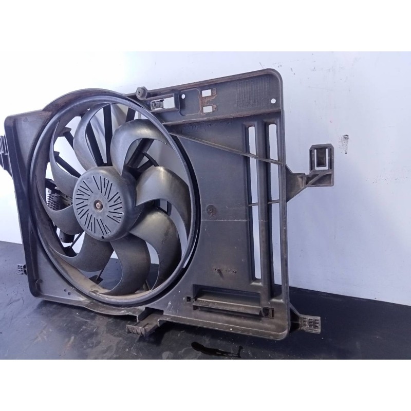 Recambio de electroventilador para ford focus lim. (cb8) trend referencia OEM IAM CV618C607VA  P2-B8-34