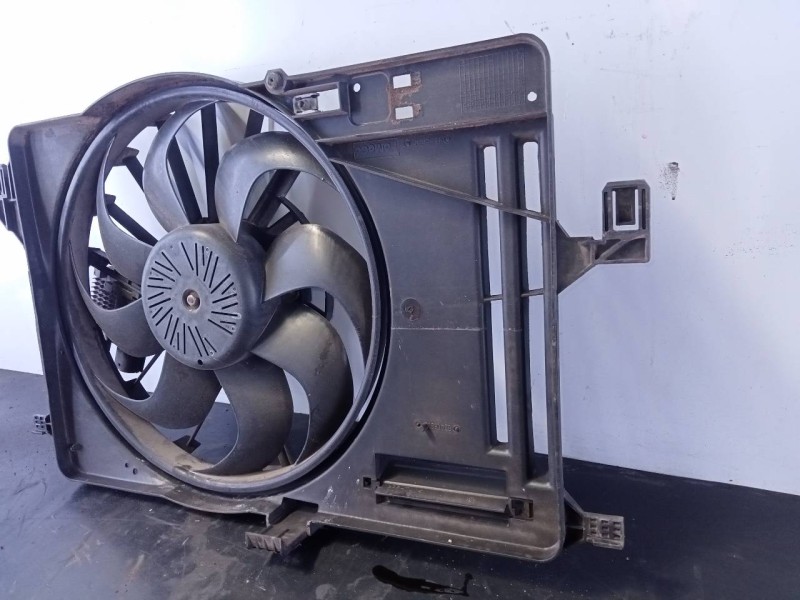 Recambio de electroventilador para ford focus lim. (cb8) trend referencia OEM IAM CV618C607VA  P2-B8-34