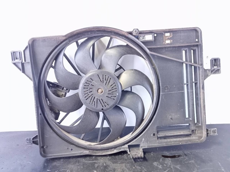 Recambio de electroventilador para ford focus lim. (cb8) trend referencia OEM IAM CV618C607VA  P2-B8-34
