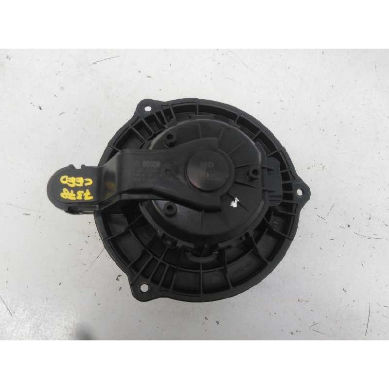 Recambio de ventilador calefaccion para kia cee´d drive referencia OEM IAM F00S3B2474  E3-A3-24-4