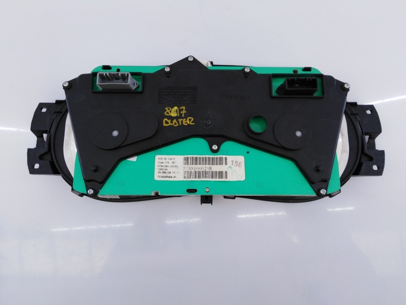 Recambio de cuadro instrumentos para dacia duster laureate 4x2 referencia OEM IAM P248100029R TE0020504P E2-A1-18-8