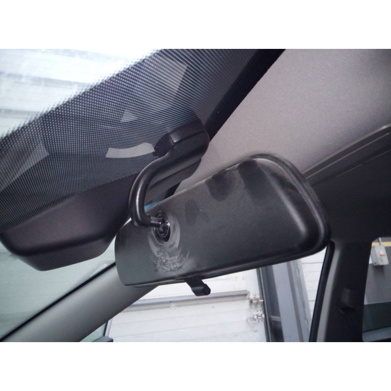 Recambio de espejo interior para ssangyong tivoli limited 4x2 referencia OEM IAM   