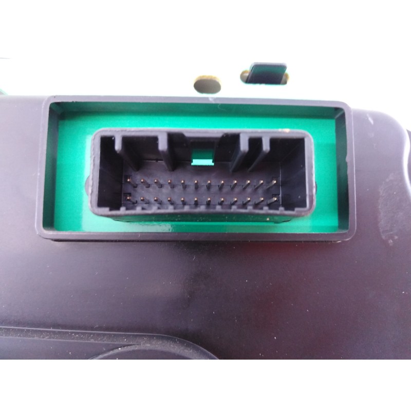 Recambio de cuadro instrumentos para dacia duster laureate 4x2 referencia OEM IAM P248100029R TE0020504P E2-A1-18-8