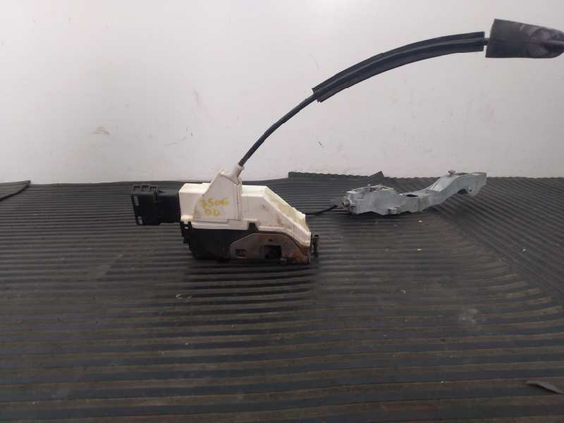 Recambio de cerradura puerta delantera derecha para peugeot partner kombi premium referencia OEM IAM 189802169135 1358A1250I1 E1