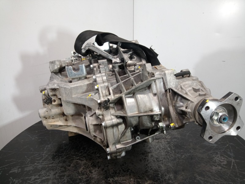 Recambio de caja cambios para nissan x-trail (t31) xe referencia OEM IAM JG71 D4 M1-B4-133