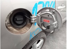 Recambio de tapa exterior combustible para renault koleos dynamique referencia OEM IAM    2