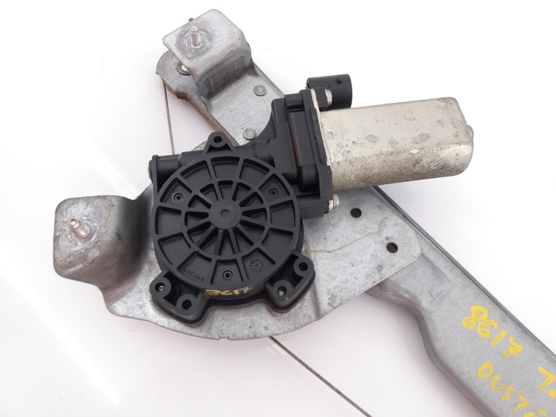 Recambio de elevalunas trasero izquierdo para dacia duster laureate 4x2 referencia OEM IAM 8200733833 9030255 E1-B3-32-1